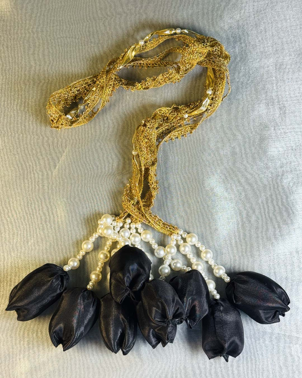Black Tulip Paranda