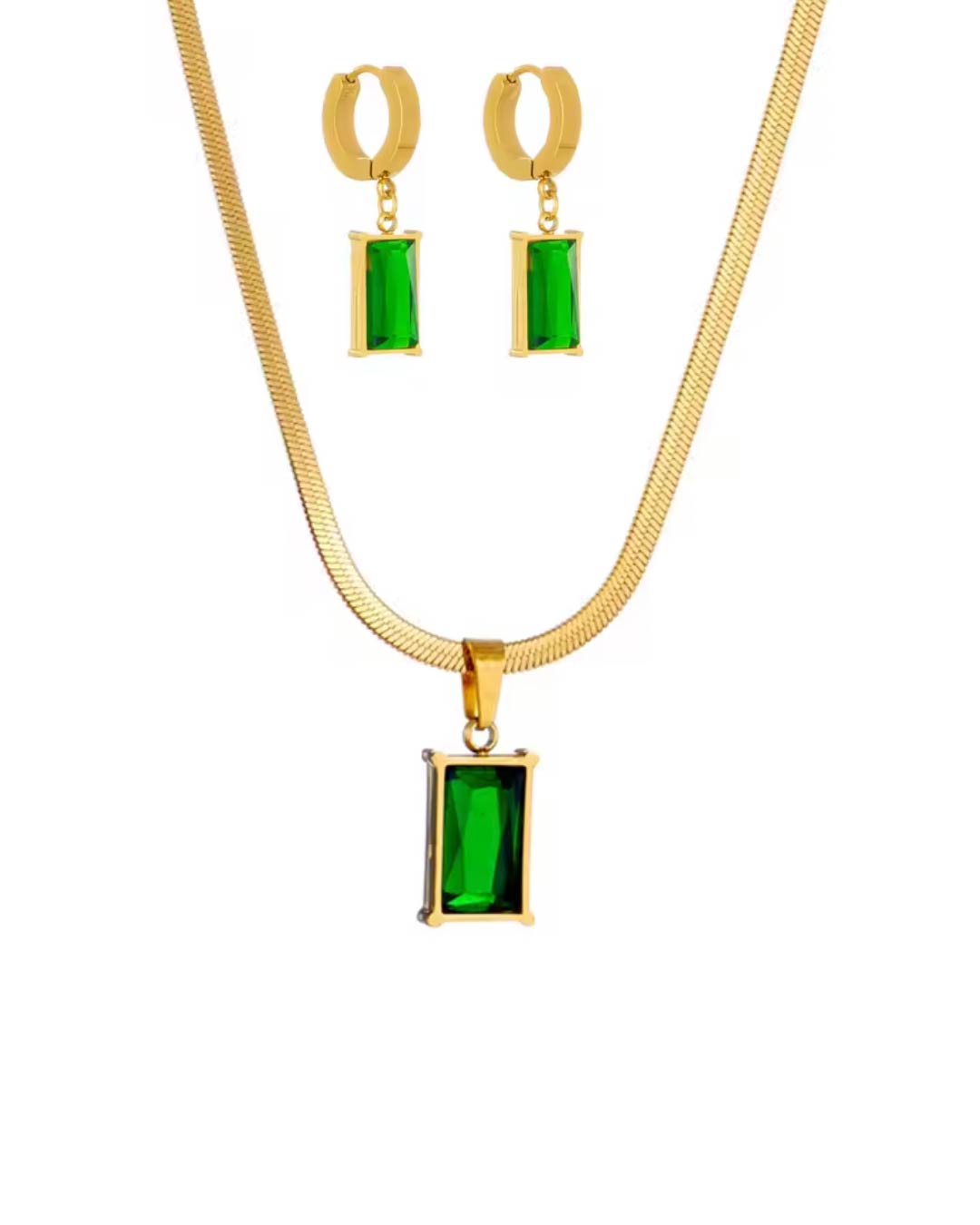 Emerald Snake Chain Pendent Set