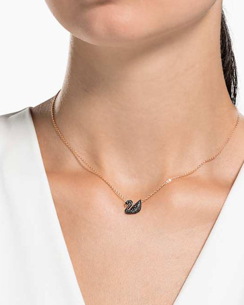 Viral Swan Necklace with earrings