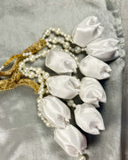 White Tulip Paranda