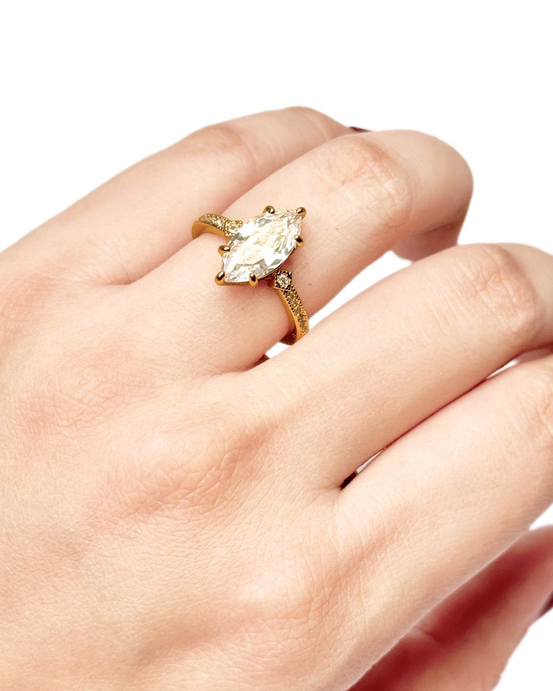 3 Stack Regal Ring