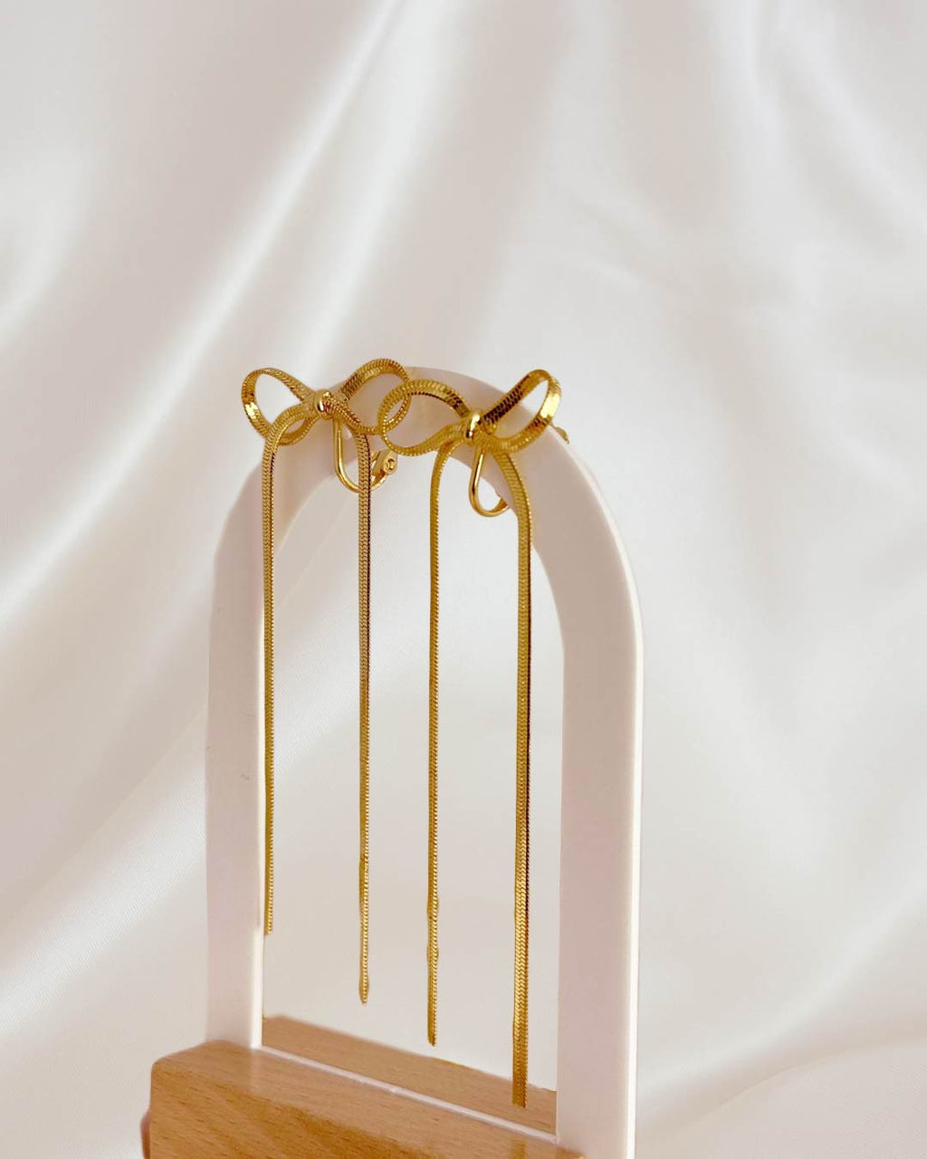 Long Chain Bowknot Earrings