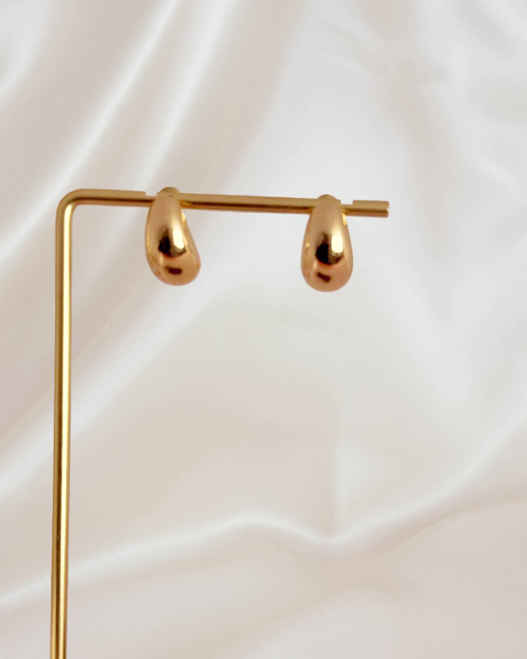 Viral Drop Earrings